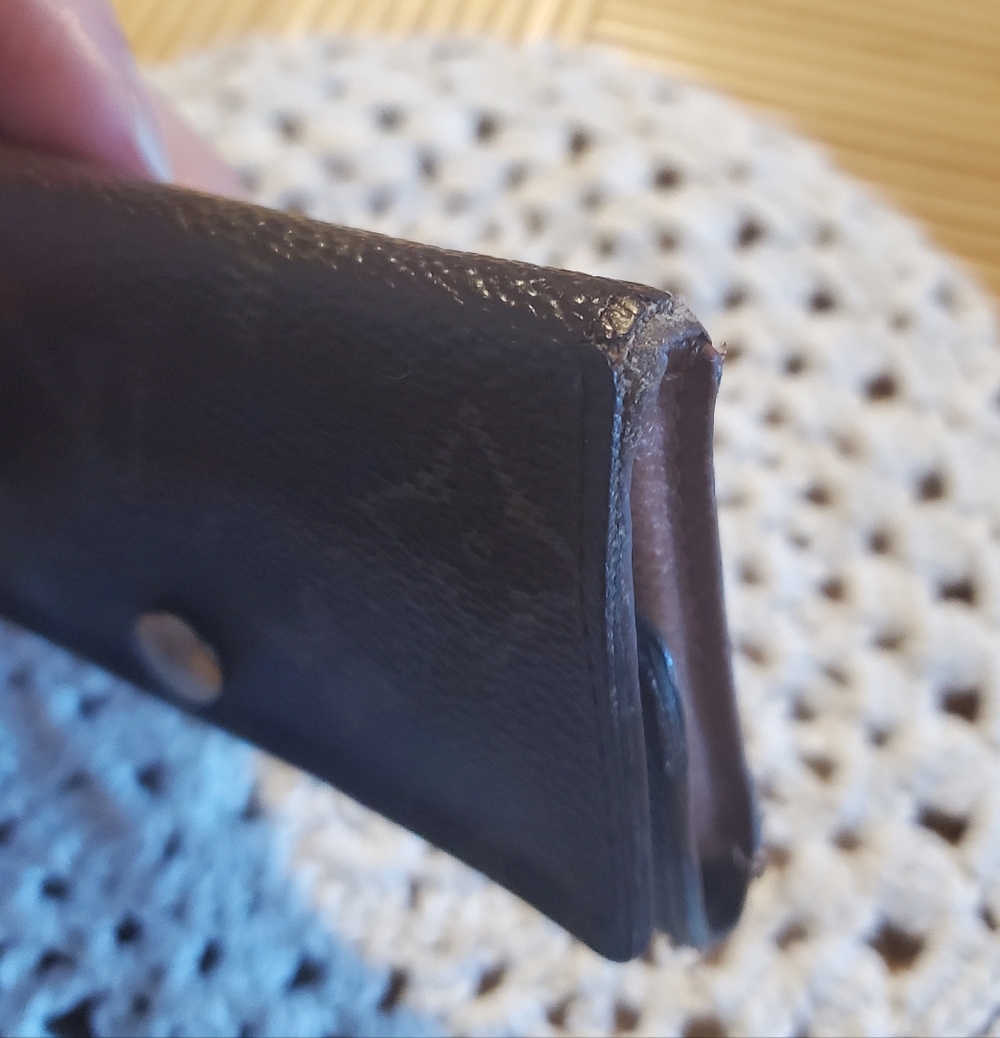 LV 6 Key Holder - Picture 4 of 16